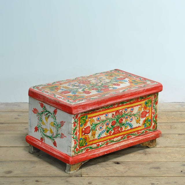 Small Folk Art Chest, 1930 For Sale - Image 3 of 12