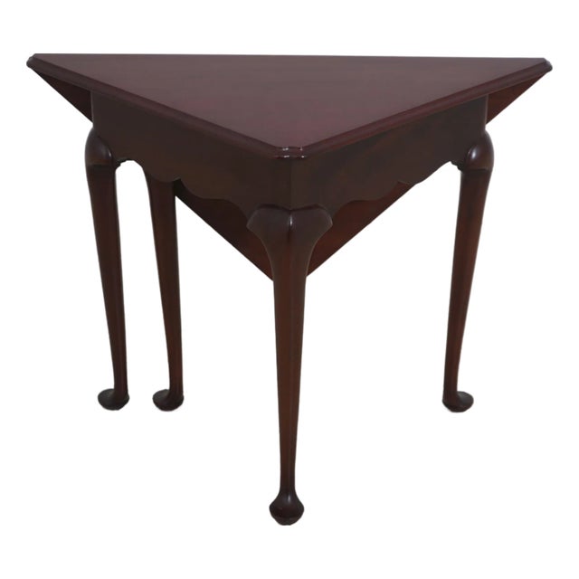 1990s Baker Colonial Williamsburg Mahogany Handkerchief Table For Sale