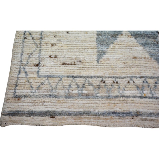 Moroccan 1970s Moroccan Hand Knotted Wool Rug, 2'9"x12'8" For Sale - Image 3 of 4