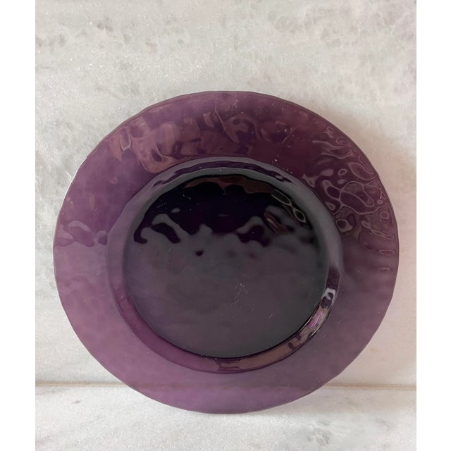 Glass 1970s Italian Studio Bormioli Rocco Purple Art Glass Dinner Plates - Set of 7 For Sale - Image 7 of 11