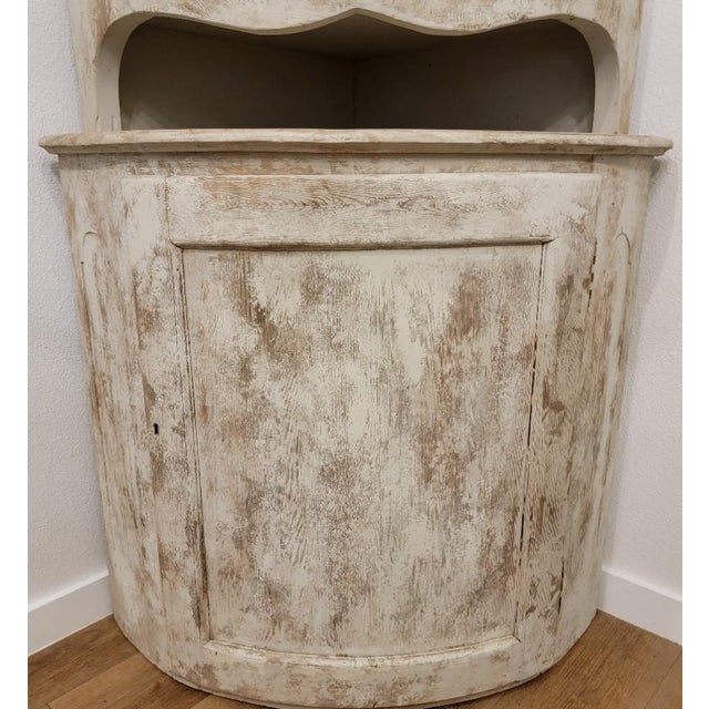 Beige Antique Swedish Corner Cabinet in Gustavian Style With Swans-Neck Style Top For Sale - Image 8 of 14
