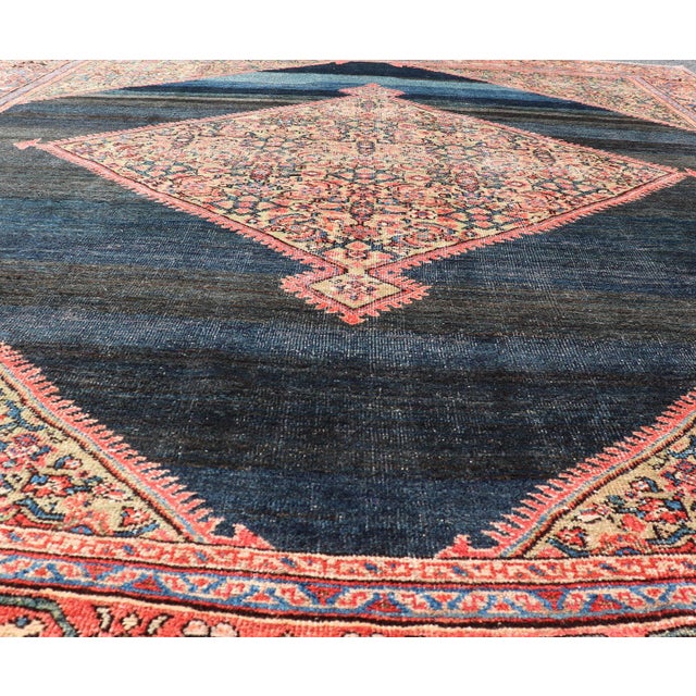 Antique Persian Sultanabad Rug With Medallion on a Navy Blue Field For Sale - Image 11 of 15