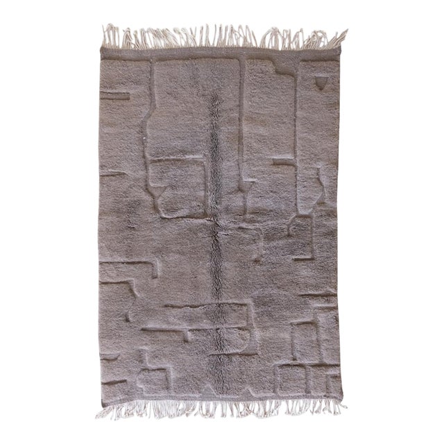 Moroccan Taupe Beni MRirt Wool Rug - 8.2 X 5.4 Ft For Sale