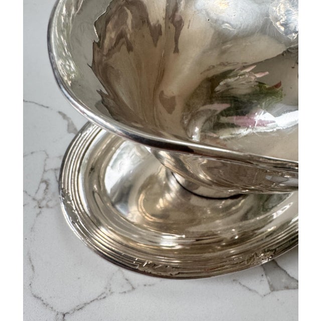 Christofle Vintage Christofle Silver Plated Gravy Sauce Boat With Handle and Under Plate France 8"x5" For Sale - Image 4 of 10