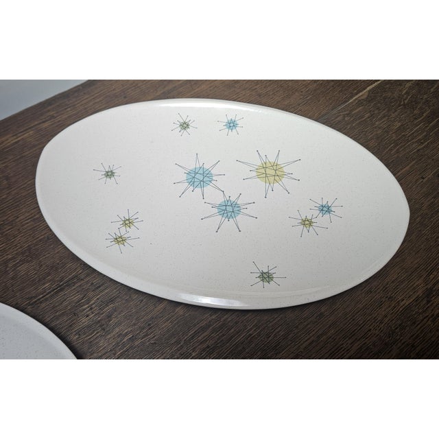 Ivory 1960s Stunning Pair of Franciscan 15”,"Starburst", Platters - a Pair For Sale - Image 8 of 15