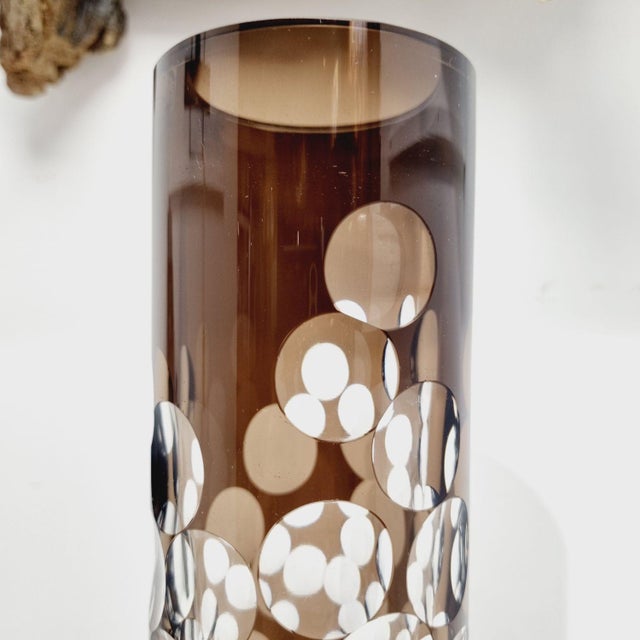 Brown Mid-Century Modern Art Glass Vase with Lens Cut Decor from Géza Takács, 1960s For Sale - Image 8 of 11