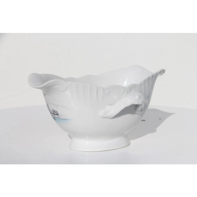1970s 1970s Vista Alegre Portugal Porcelain Chinoiserie Sauce Boat, Gravy Boat For Sale - Image 5 of 13