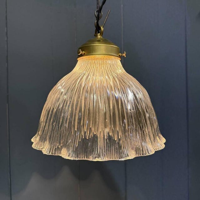 1930s Pressed Glass Pendant Lamp with Brass Fixture from Holophane, 1930s For Sale - Image 5 of 15