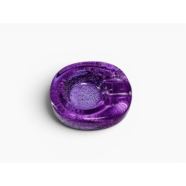 Alexandrite Glass Ashtray, Italy, 1970s, in Flawless conditions. Designed 1970 to 1979