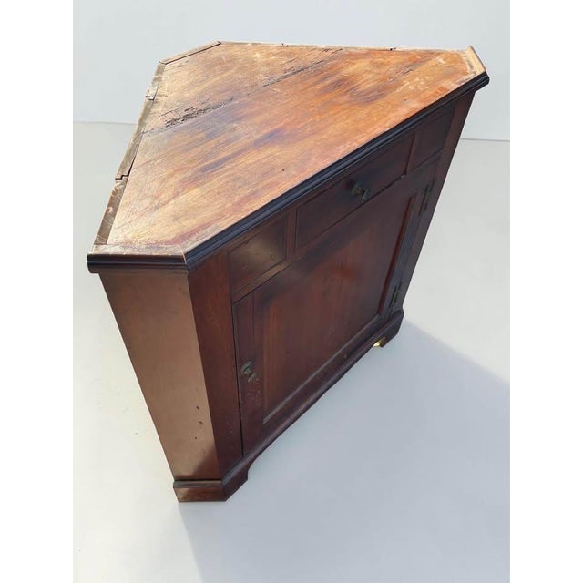 Antique Corner Cabinet Cupboard Beautiful Federal Primitive Wavy Glass 1800’s For Sale - Image 4 of 10