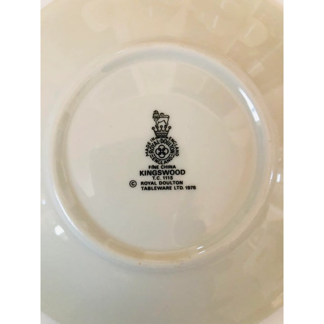 Ceramic Royal Doulton Kingswood Floral Cups and Saucers - Set of 8. England. For Sale - Image 7 of 8