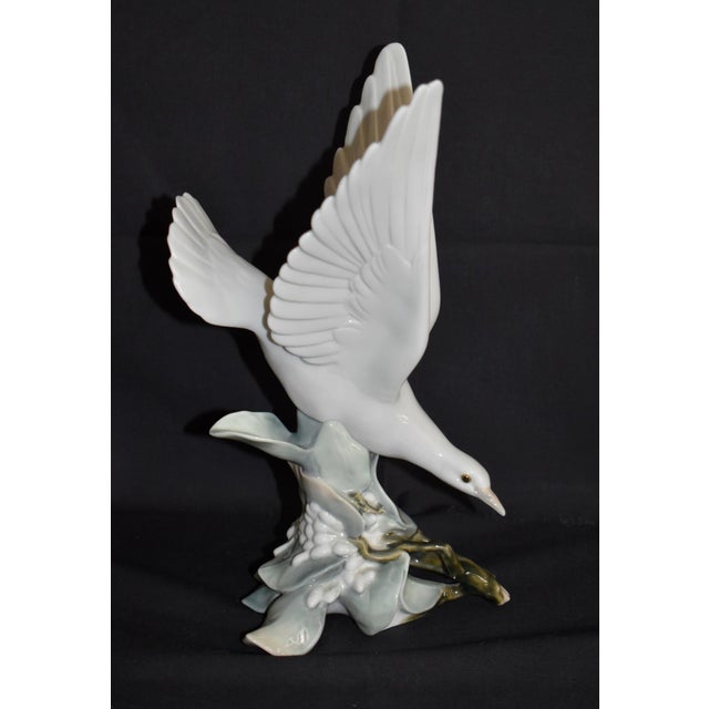 Lladro Lladro Turtle Dove Figurine 4550 Glossy Porcelain White Bird Spain Vintage For Sale - Image 4 of 14