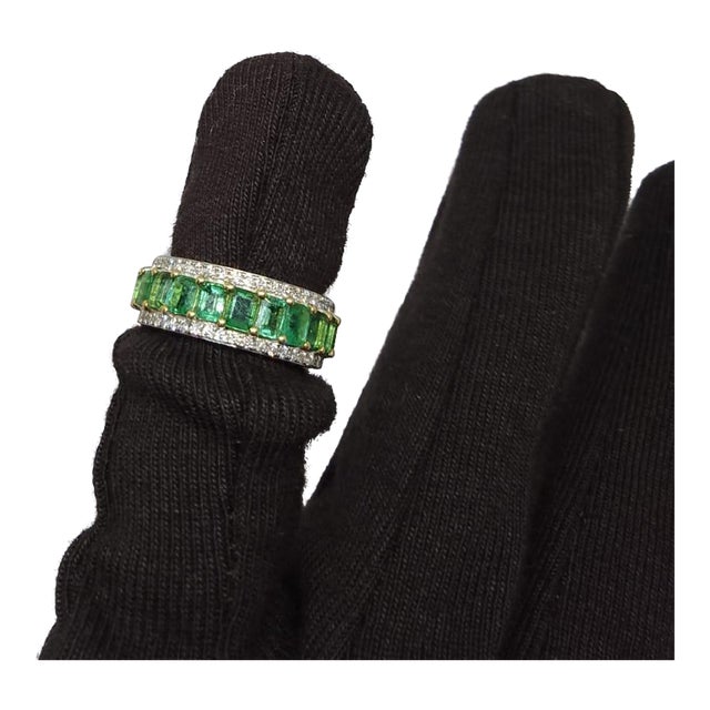Natural Emerald & Diamond Ring in 14k Gold For Sale