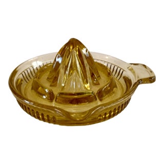 Vintage 1930's Amber Depression Glass Citrus Juicer For Sale