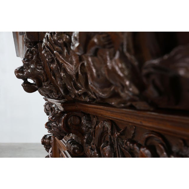 Renaissance Flemish Beeldenkast Cabinet in Oak Wood, Antwerp, 1630 For Sale - Image 10 of 18
