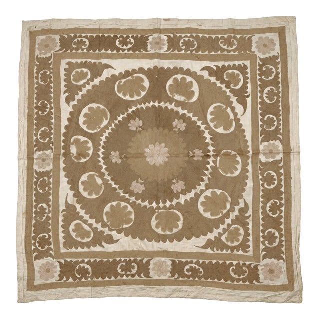 Handmade Neutral Tan Suzani Wall Tapestry 4'4'' X 4'6'' For Sale