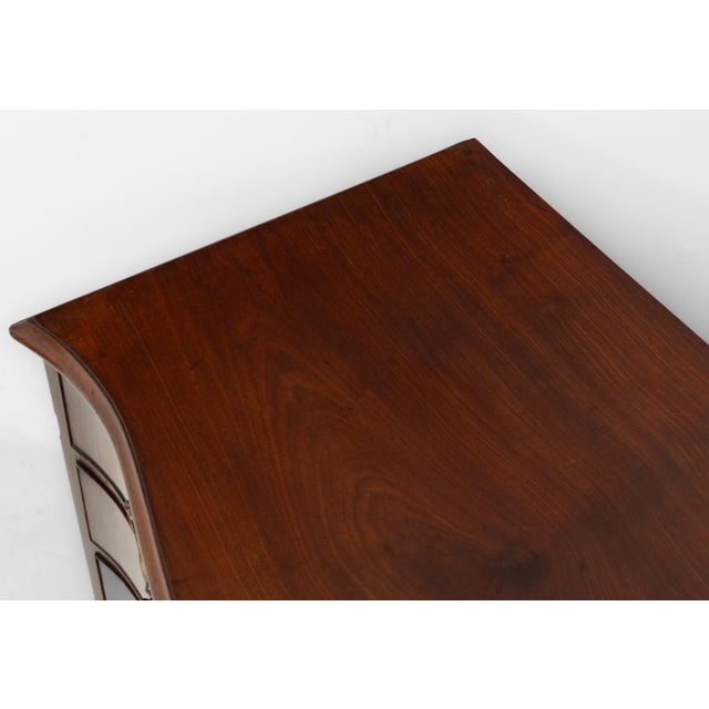 Brown George III Mahogany Serpentine Chest of Drawers For Sale - Image 8 of 18