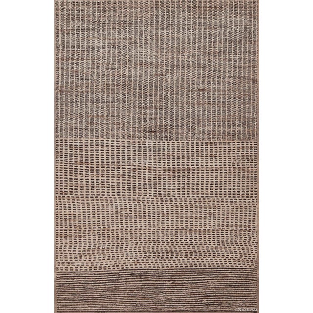 Nazmiyal Collection Abstract Contemporary Area Rug For Sale