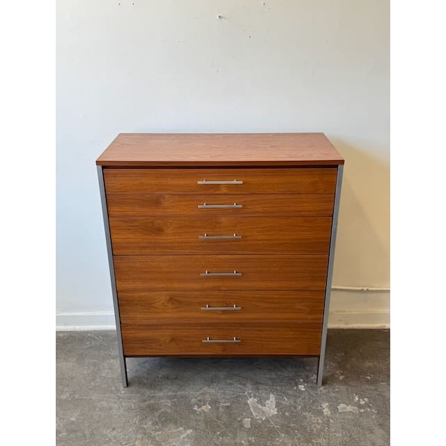 The epitome of mid-century minimalism. Designed by legendary master Paul McCobb for the "Linear Group" collection by...