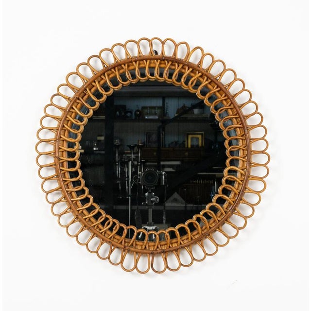 Mid-Century Round Rattan and Bamboo Wall Mirror in the style of Franco Albini, Italy, 1960s For Sale - Image 6 of 11