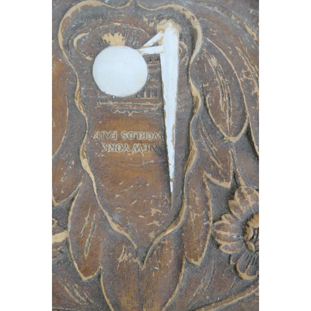 1939 Nyc Worlds Fair Handled Souvenir Plate Syroco Wood Tray Made in Usa 5152b For Sale - Image 10 of 12