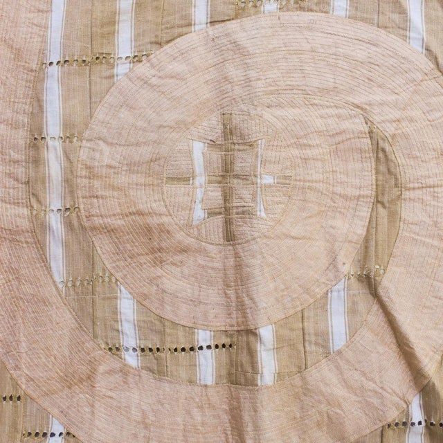 Early 20th Century Hausa Boubou Men's Top and Bottom Beige Nigeria For Sale In Denver - Image 6 of 7