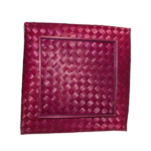 Wood Vintage Hand-Woven Lidded Storage Basket – 11" X 11" – Excellent Condition For Sale - Image 7 of 7