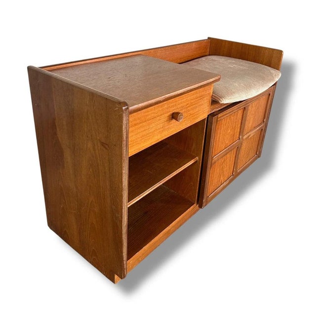 1960s Mid-Century Modern Teak Telephone Bench from Nathan Furniture, 1960s For Sale - Image 5 of 10