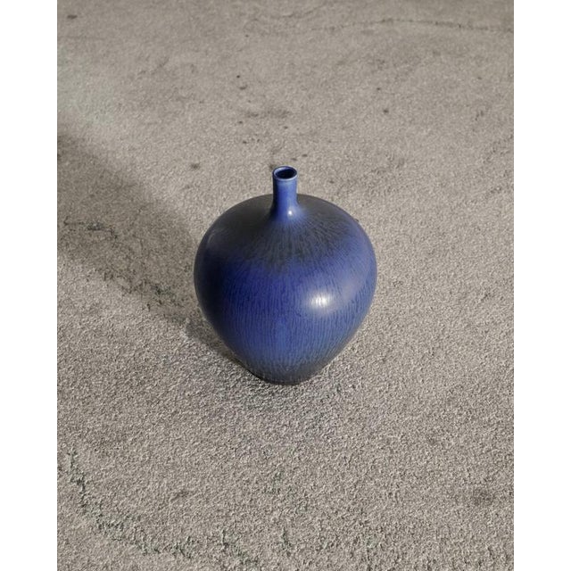 Rare Swedish mid century ceramic stoneware vase in beautiful blue hare fur glaze by Berndt Friberg produced by Gustavsberg...