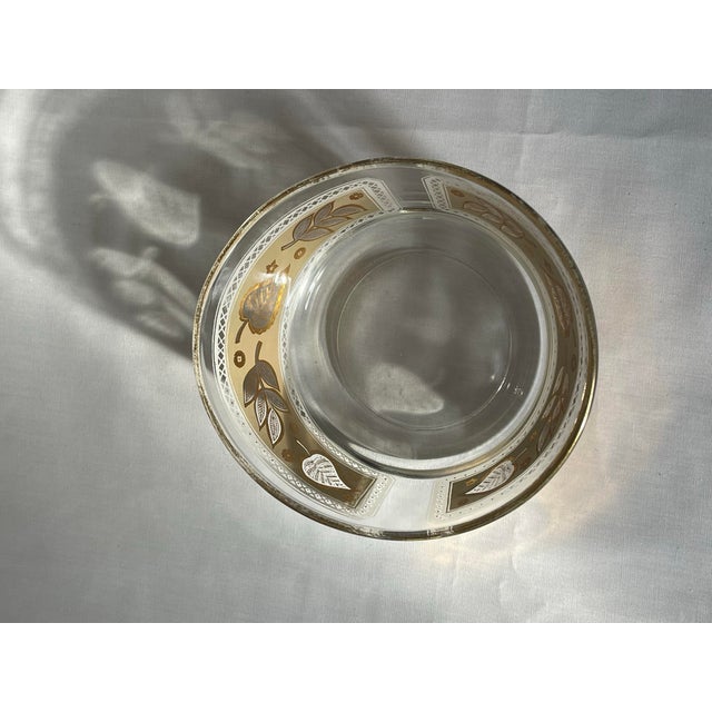 Vintage Leaf Pattern Gold Trimmed Bowl For Sale In Jacksonville, FL - Image 6 of 11