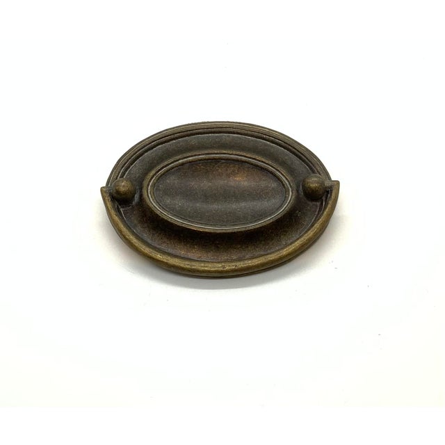 Thomasville Antique Brass Oval Pull Large. Traditional/Transitional Style.