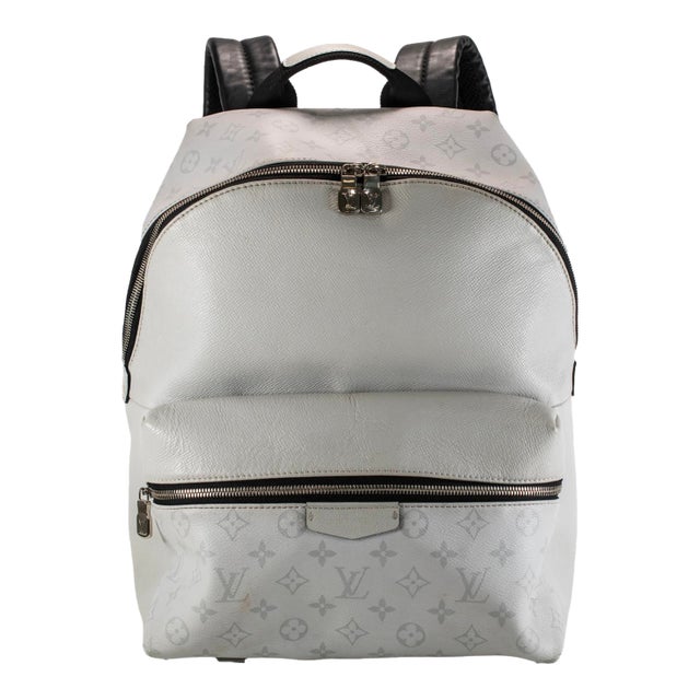 Louis Vuitton Discovery Taigarama Grey Monogram Canvas Backpack Bag For Sale