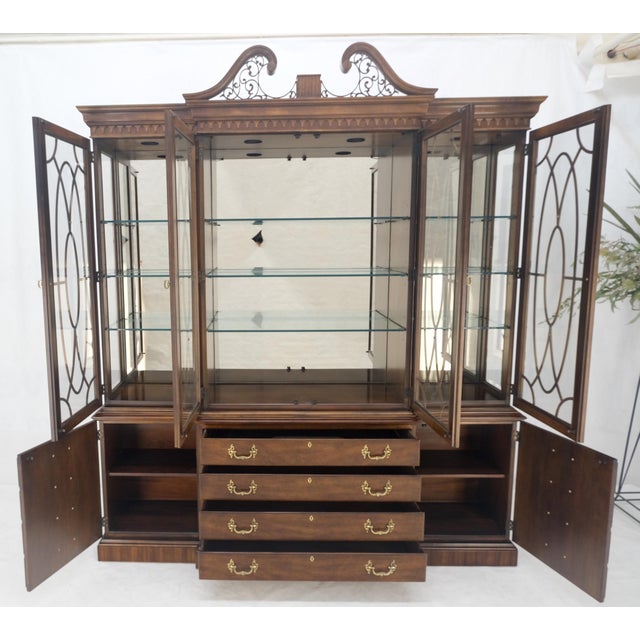 Henredon Large 78" Wide Mahogany Breakfront For Sale - Image 6 of 12