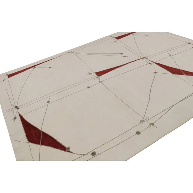 Mid-Century Modern Rug & Kilim’s White Minimalist Mid-Century Modern Style Rug in Geometric Pattern For Sale - Image 3 of 7