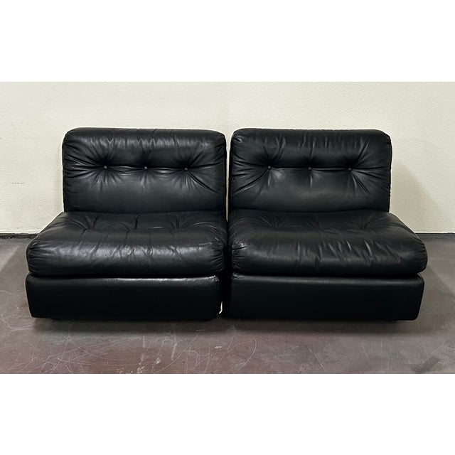 Mid-Century Modern Circa 1970 Original Black Leather Amanta Lounge Chairs by Mario Bellini for C&b Italia For Sale - Image 3 of 18
