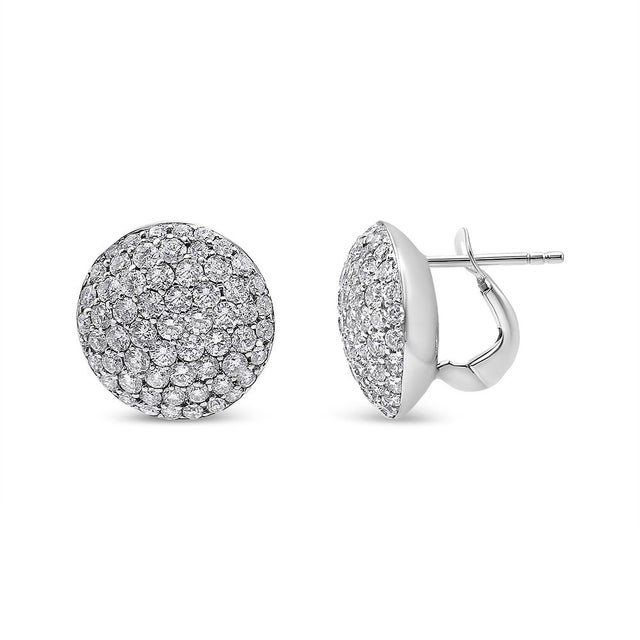 The perfect medium-sized stud, these disc shaped diamond studs are a no-brainer for your jewelry box. Perfectly sized at...