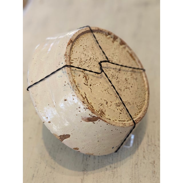 Rustic European Mid 19th Century Spanish Ceramic Fajalauza Bowl From Granada For Sale - Image 3 of 7