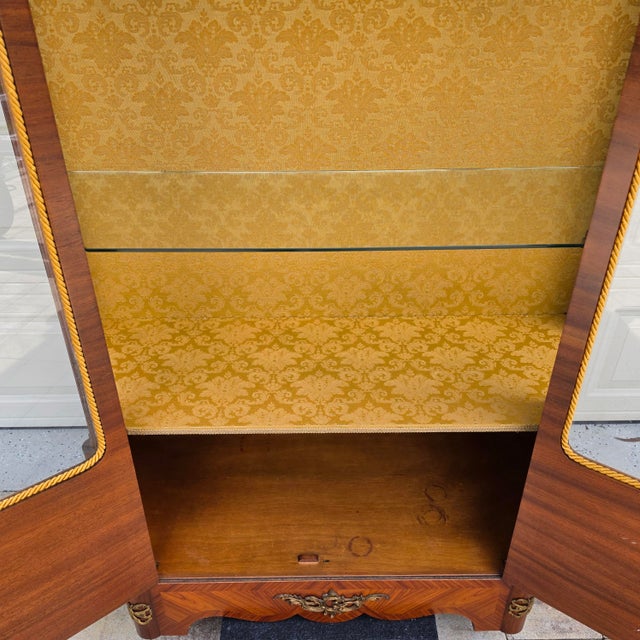 French Louis XV Marquetry Display Cabinet Figural Mounts Porcelain Medallions For Sale - Image 17 of 18
