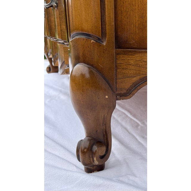 Mid 20th Century White Furniture Bedroom Set of 3 For Sale - Image 17 of 18