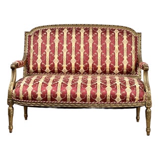 Antique Louis XVI Style Giltwood Settee in Silk Damask C. Late 19th Century For Sale