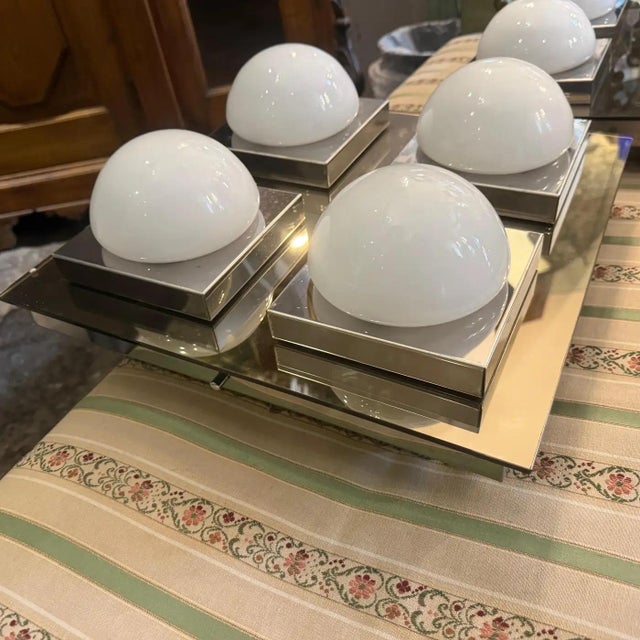 Mid-Century Modern Two 1970s Space Age Square Chromed Metal and Glass Italian Wall Sconces by Veca For Sale - Image 3 of 16