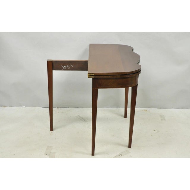 Antique Sheraton Federal Mahogany Urn Inlay Flip Serpentine Console Game Table For Sale - Image 9 of 18