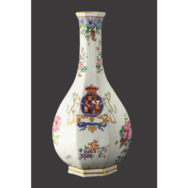 Ceramic Early 20th Century Pair Famille Rose Armorial Porcelain Vases by Samson of Paris For Sale - Image 7 of 17
