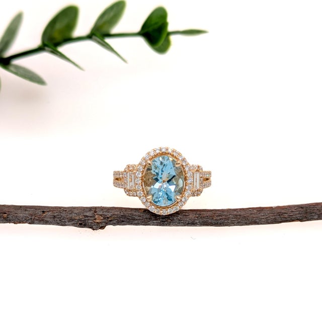 1.82ct Aquamarine & Diamond Ring in 14k Yellow Gold – Oval 10×8mm, Size 6.75 For Sale - Image 4 of 6