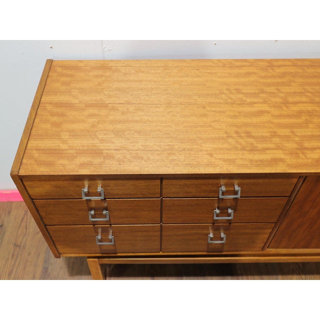 1960s Mid Century Modern Vintage Teak Sideboard Credenza in the Style of Nathan Danish Style For Sale - Image 11 of 15