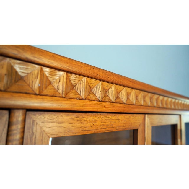 1960s Broyhill Premiere Brasilia “Diamond Head” Walnut China Hutch / Display Cabinet For Sale In Reno/Lake Tahoe - Image 6 of 12