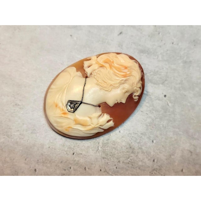 Vintage Italian Art Deco Shell Cameo With Diamond, Circa 1910-1930 For Sale - Image 4 of 10