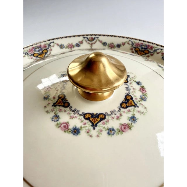 White Mid 20th Century Theodore Haviland Dora Covered Vegetable Serving Dish Bowl Floral Limoges France For Sale - Image 8 of 15