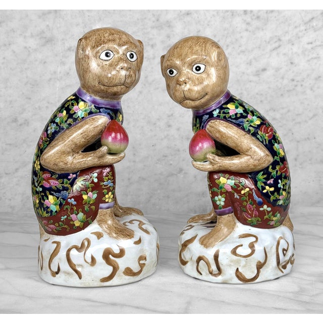 Vintage Chinese Chinoiserie Porcelain Monkey Holding Peach Sculpture - A Pair For Sale - Image 6 of 10