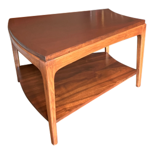 Vintage Lane Rhythm Wedge Table